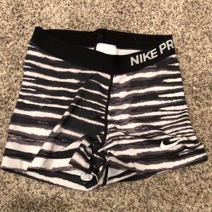 Nike Pro Short Size S